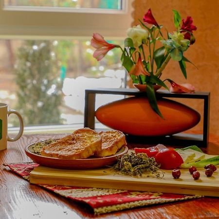 Ashtarak Garden GuestHouse Buitenkant foto
