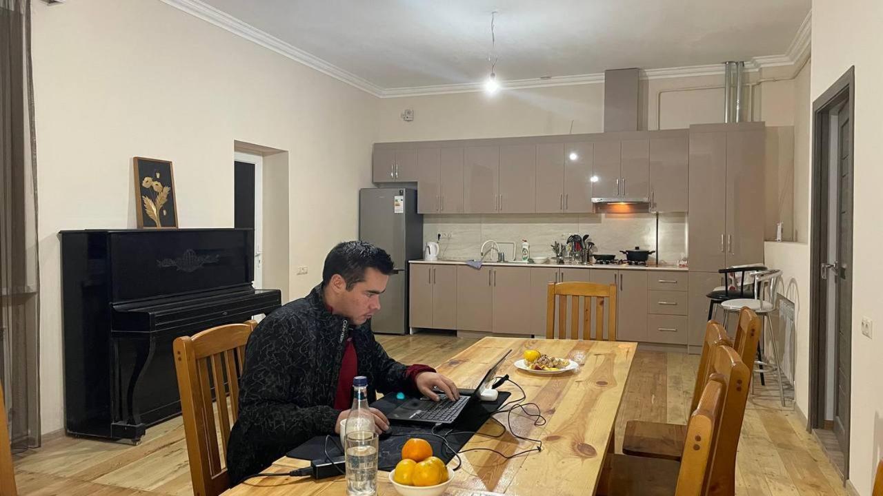 Ashtarak Garden GuestHouse Buitenkant foto