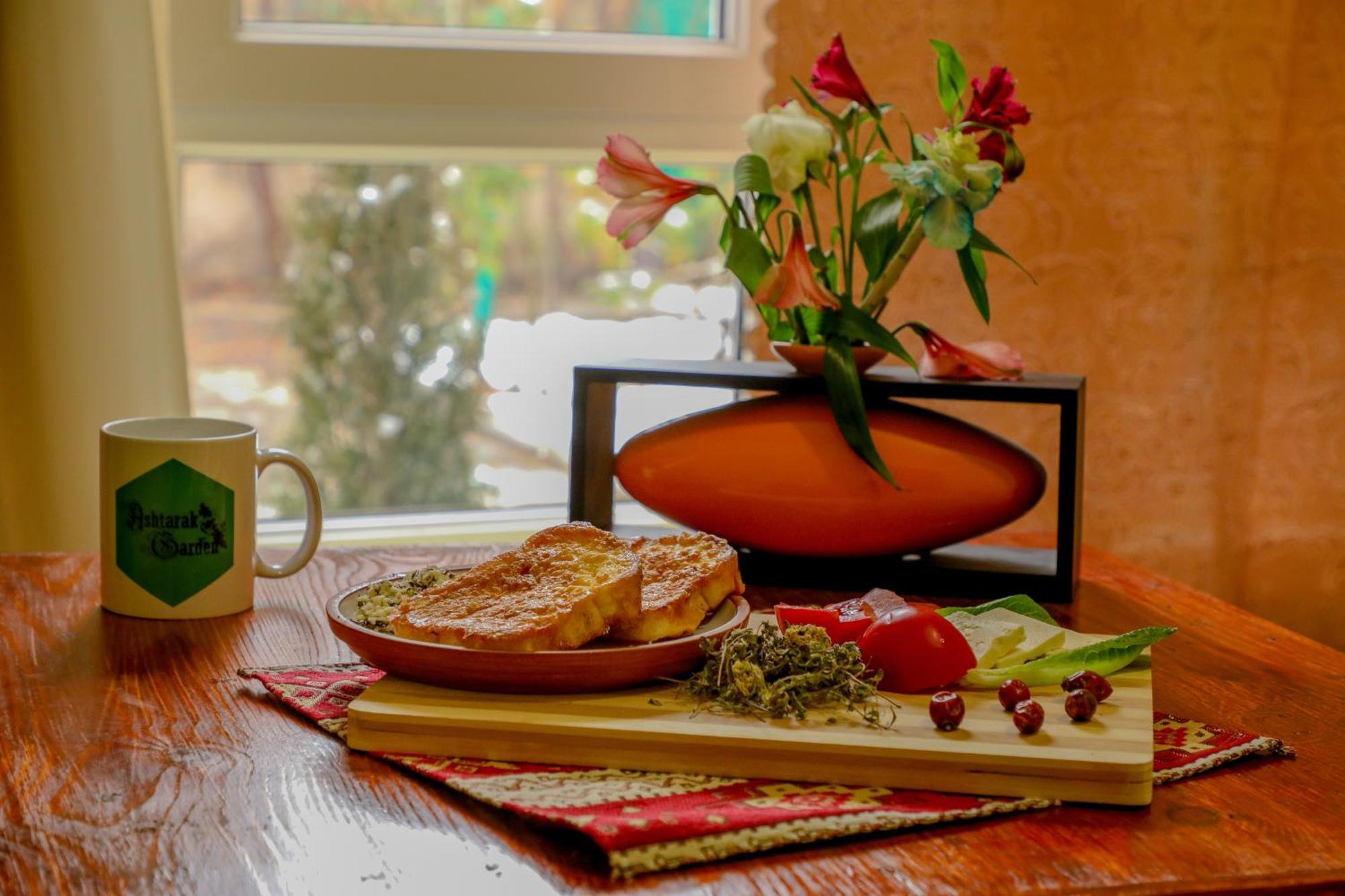 Ashtarak Garden GuestHouse Buitenkant foto