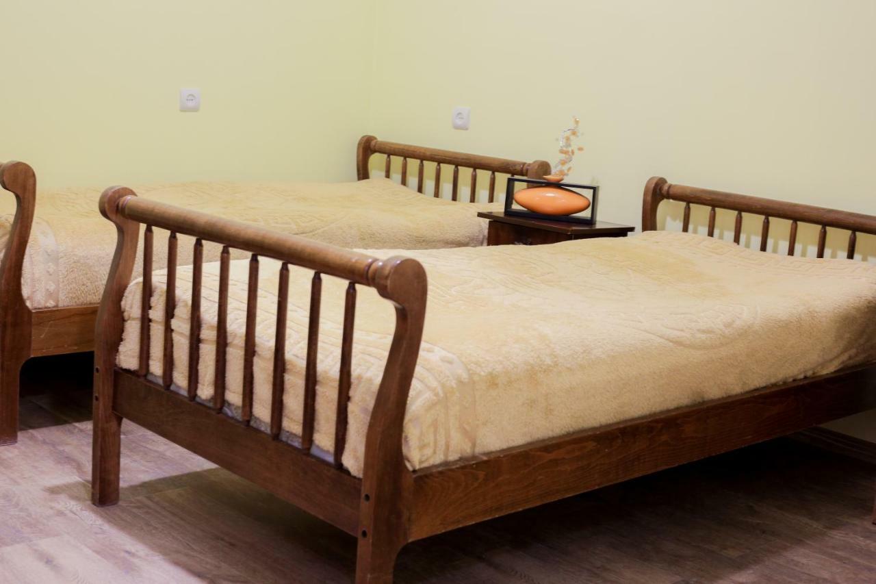 Ashtarak Garden GuestHouse Buitenkant foto