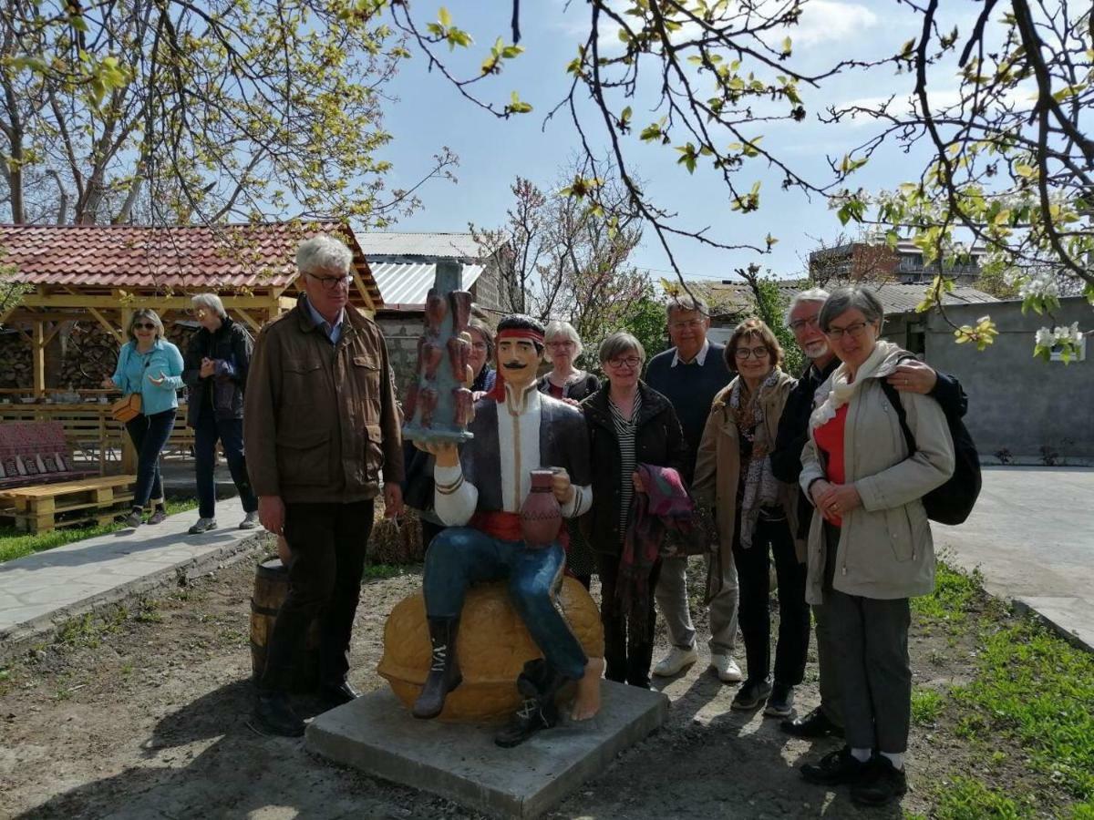 Ashtarak Garden GuestHouse Buitenkant foto