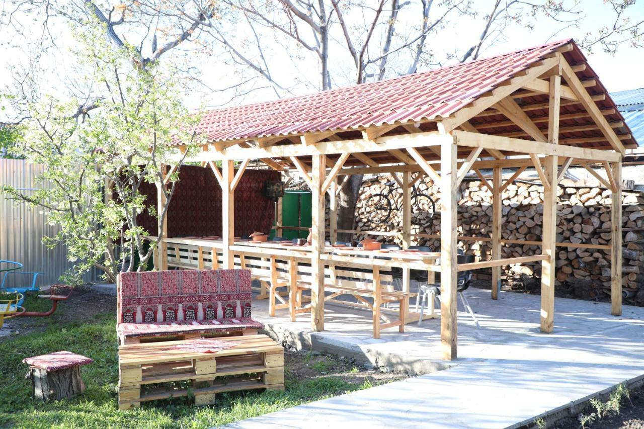 Ashtarak Garden GuestHouse Buitenkant foto